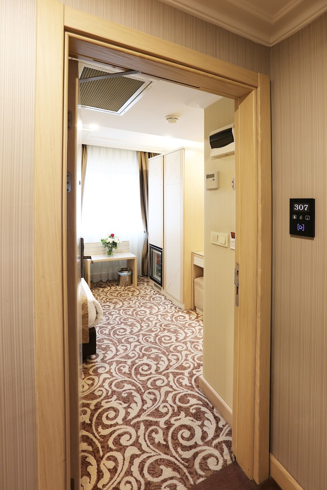 Alpinn Otel İstanbul - Özel Sınıf - Image 9