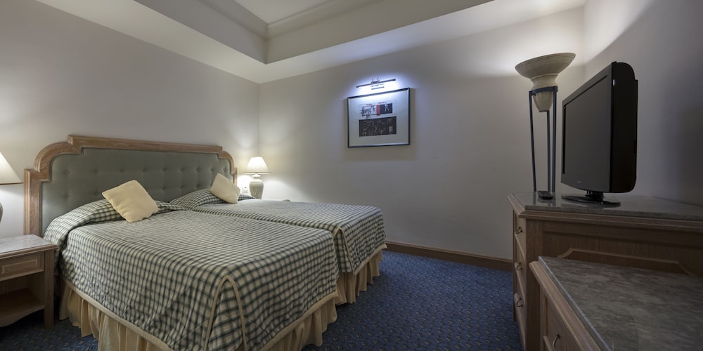 Asteria Kemer Tatil Köyü - Image 34