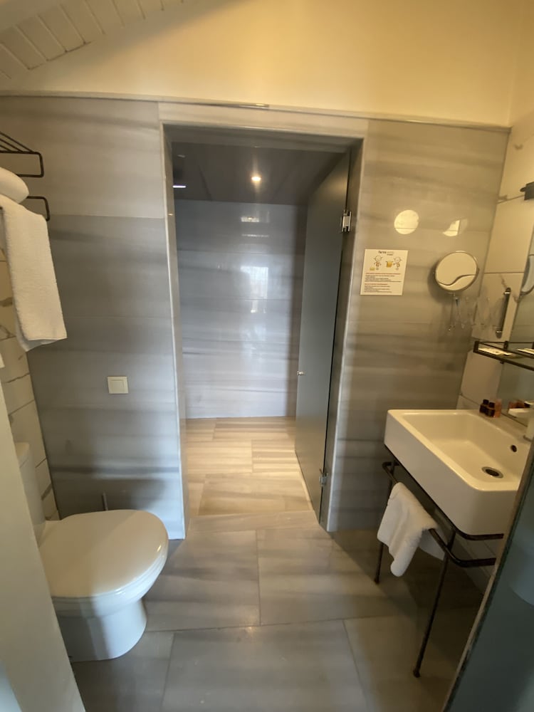 Faros Otel Taksim - Image 9