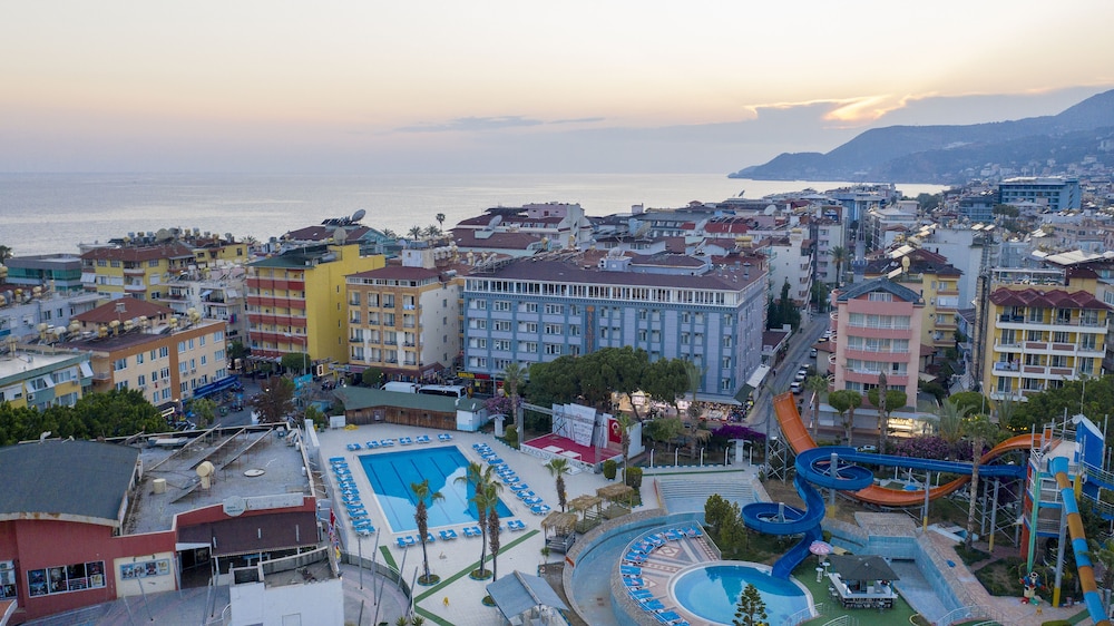 Aslan City Otel - Image 43