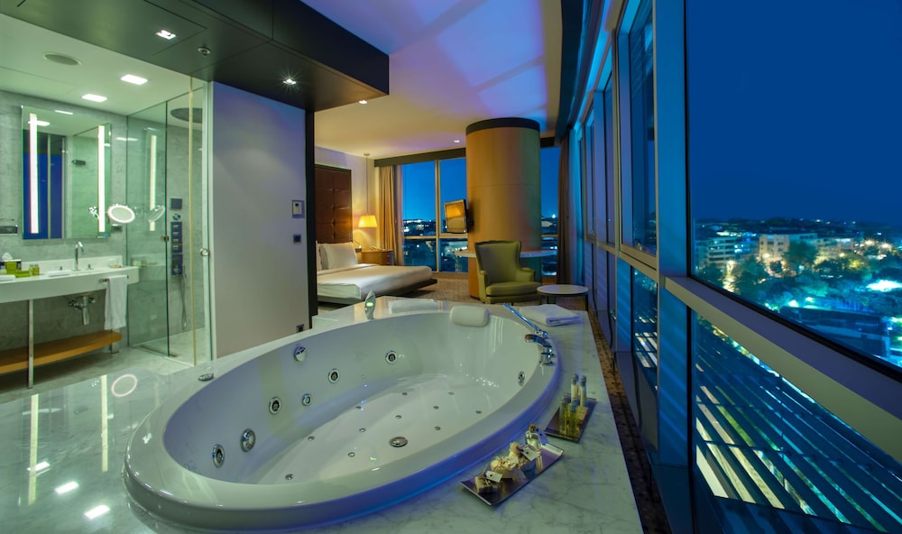 Doubletree by Hilton İstanbul Moda - Image 67