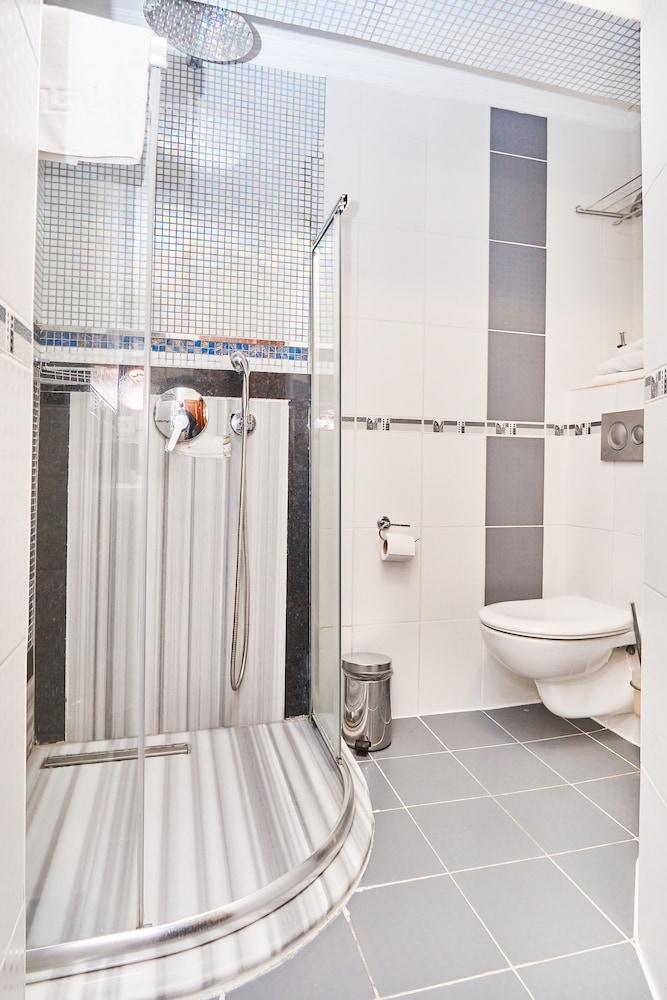 Amber Otel - Özel Sınıf - Image 27