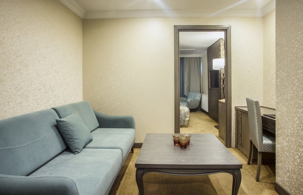 Cadence Design Otel - Image 13