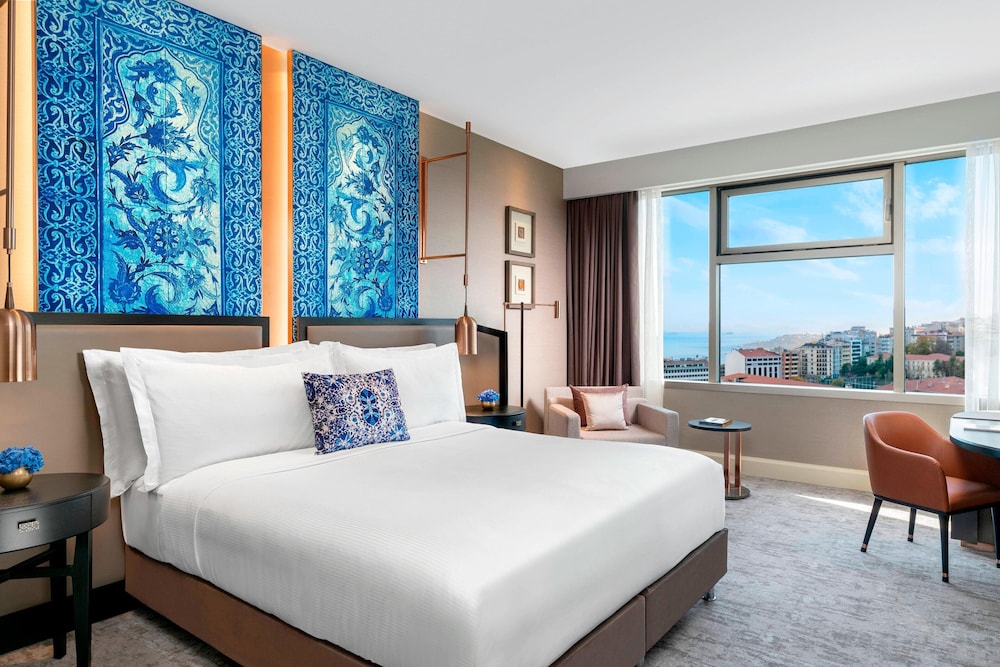 The Ritz-Carlton, İstanbul - Image 15