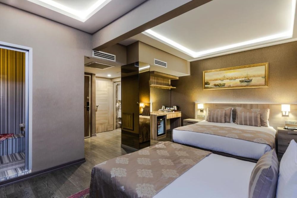 Ayramin Deluxe Hotel - Image 75