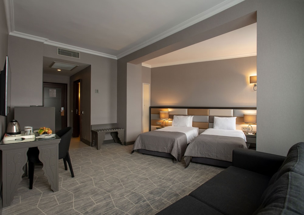 Taksim Square Otel - Image 8