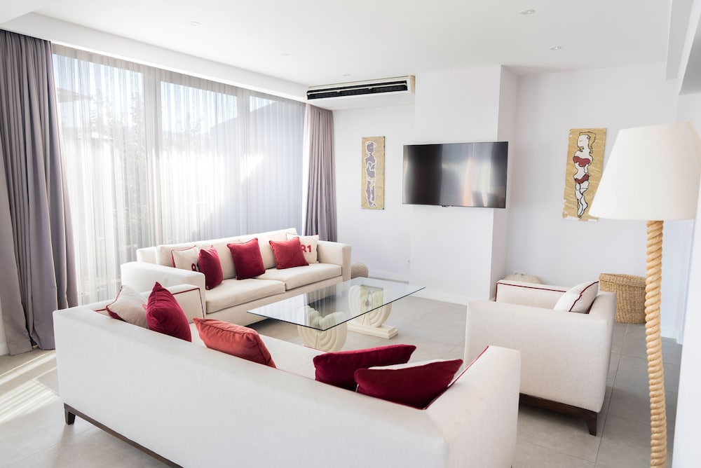 No 81 Otel - Image 32