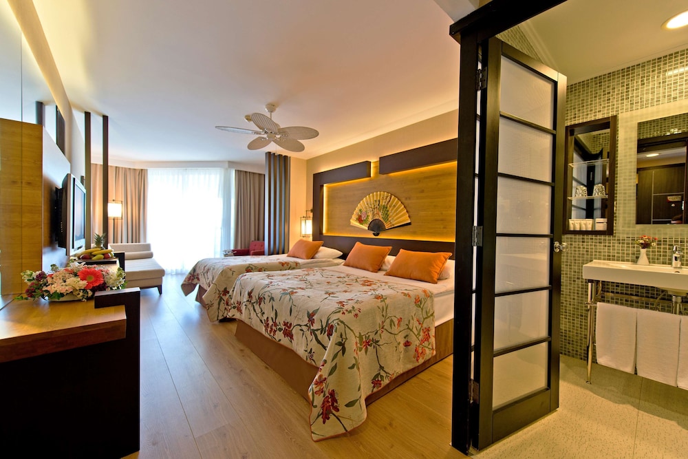 Limak Lara De Luxe Otel - Her Şey Dahil - Image 25