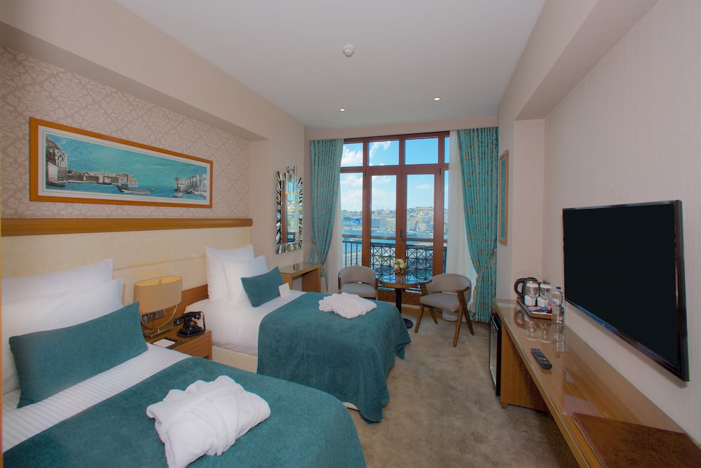 Momento Golden Horn Otel - Image 47