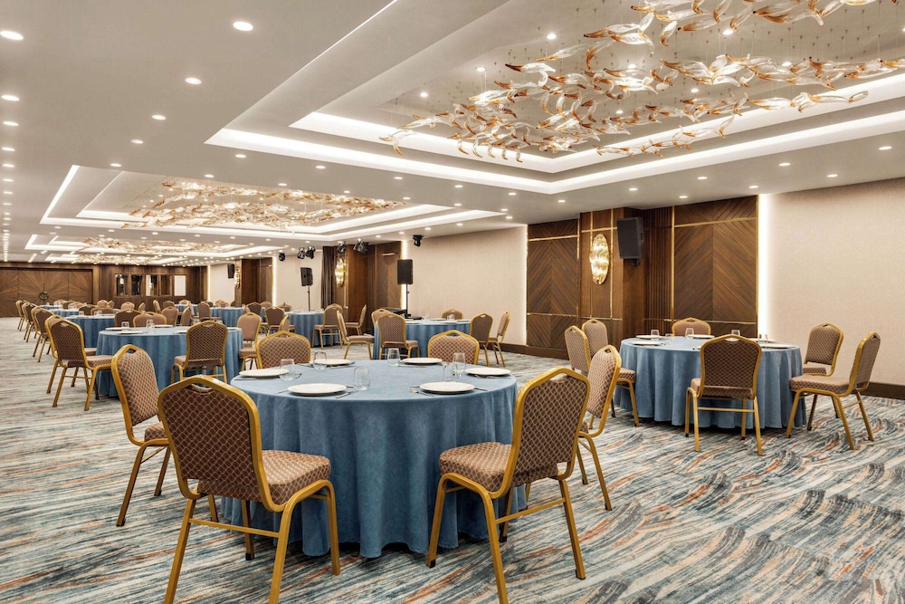 Ramada by Wyndham İstanbul Ümraniye - Image 46