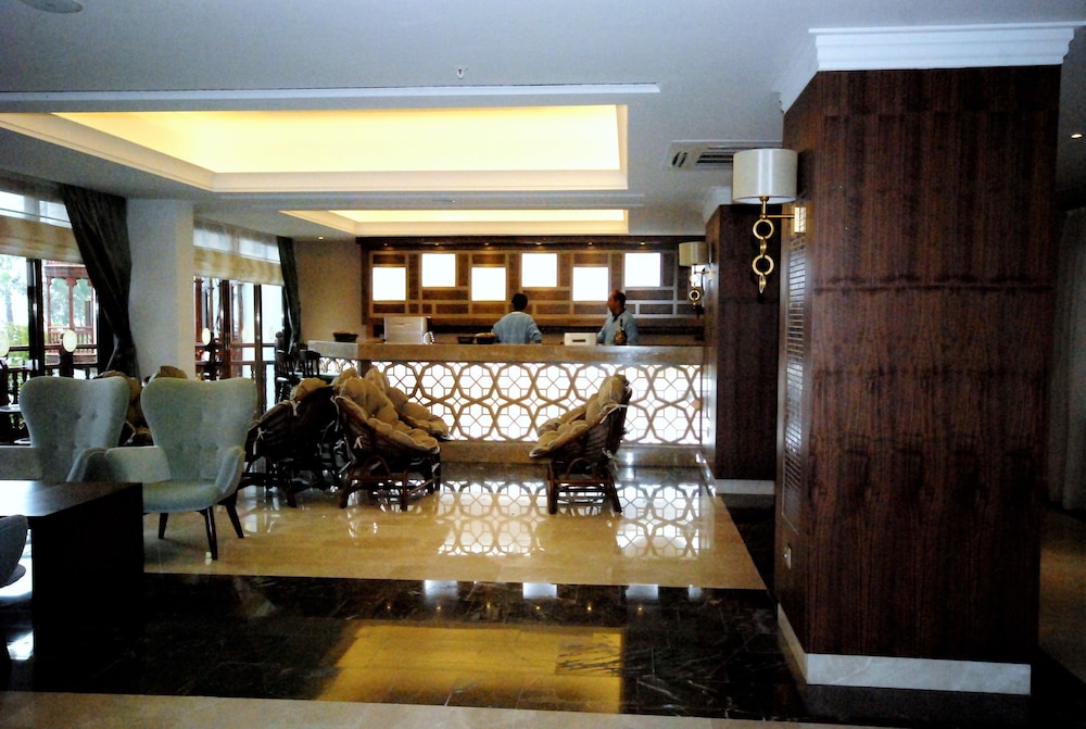 Club & Otel Letoonia - Image 27
