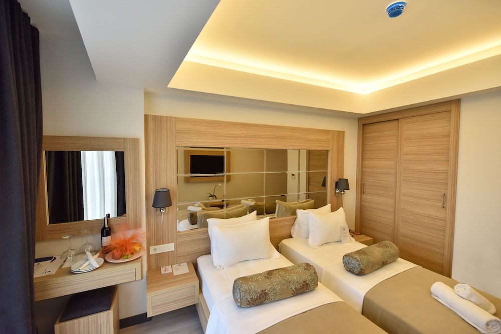 Alesta Midtown - Image 31