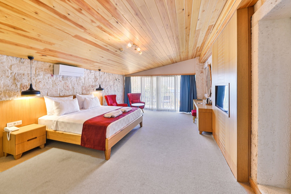 Atalante Hotel - Image 22