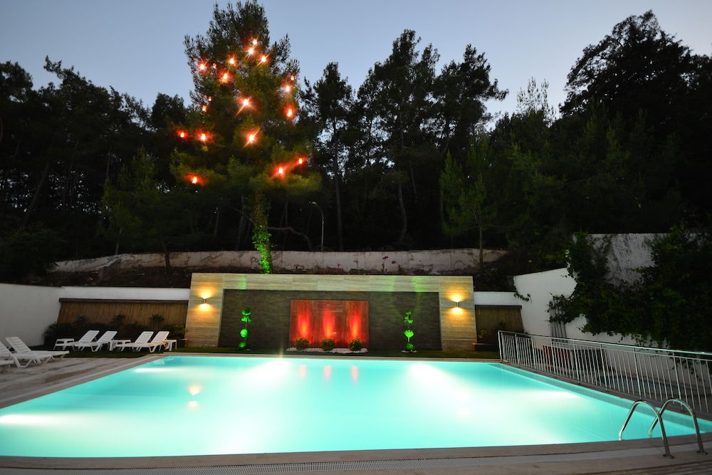 Doc's Hotel Kemer - Image 33