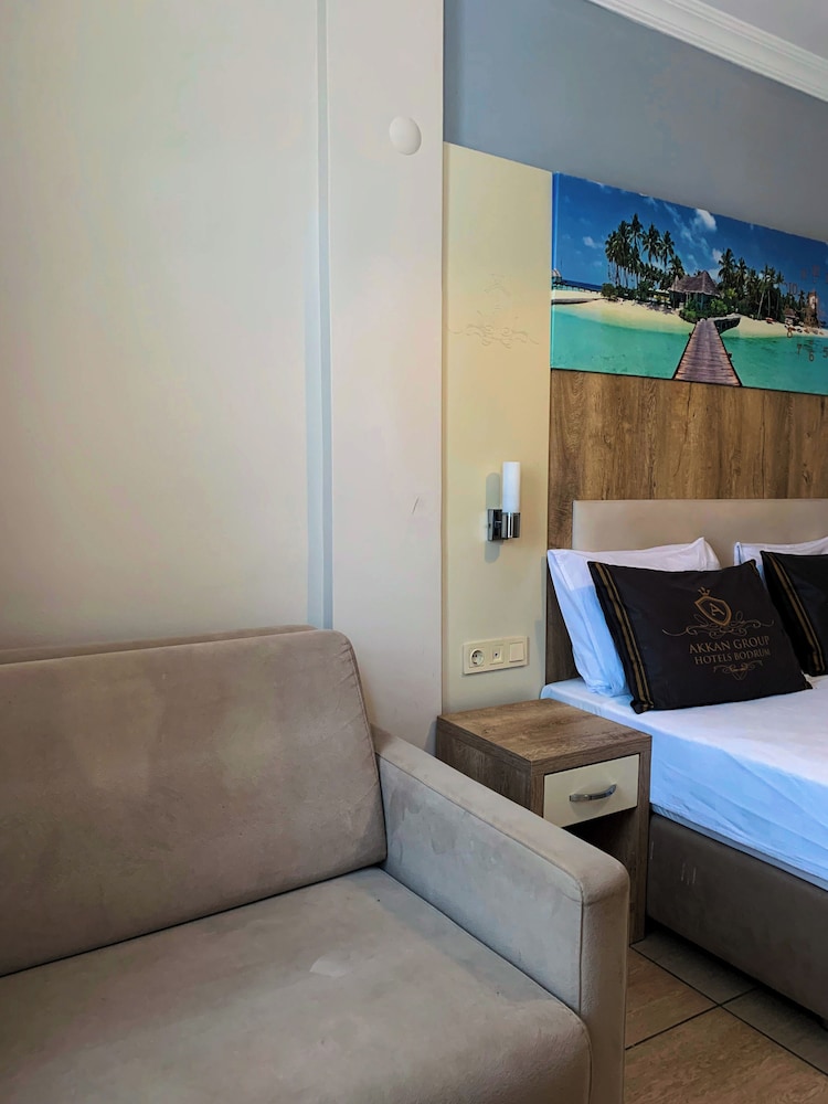 Akkan Beach Hotel - Image 24