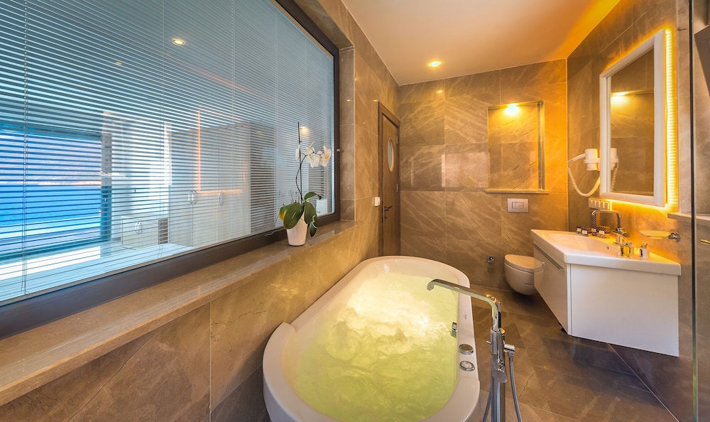 Mekvin Hotels Deniz Feneri Fener Yetişkinlere Özel +12 - Image 123