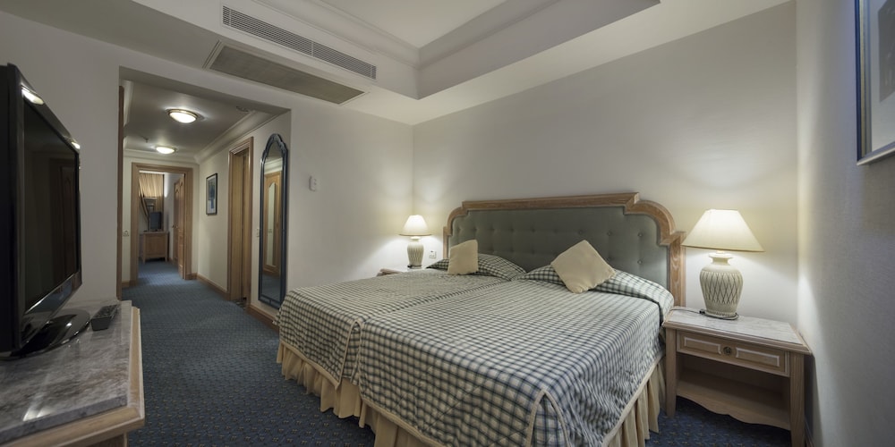 Asteria Kemer Tatil Köyü - Image 36
