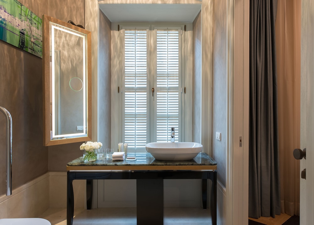 10 Karakoy İstanbul - Özel Sınıf - Image 46