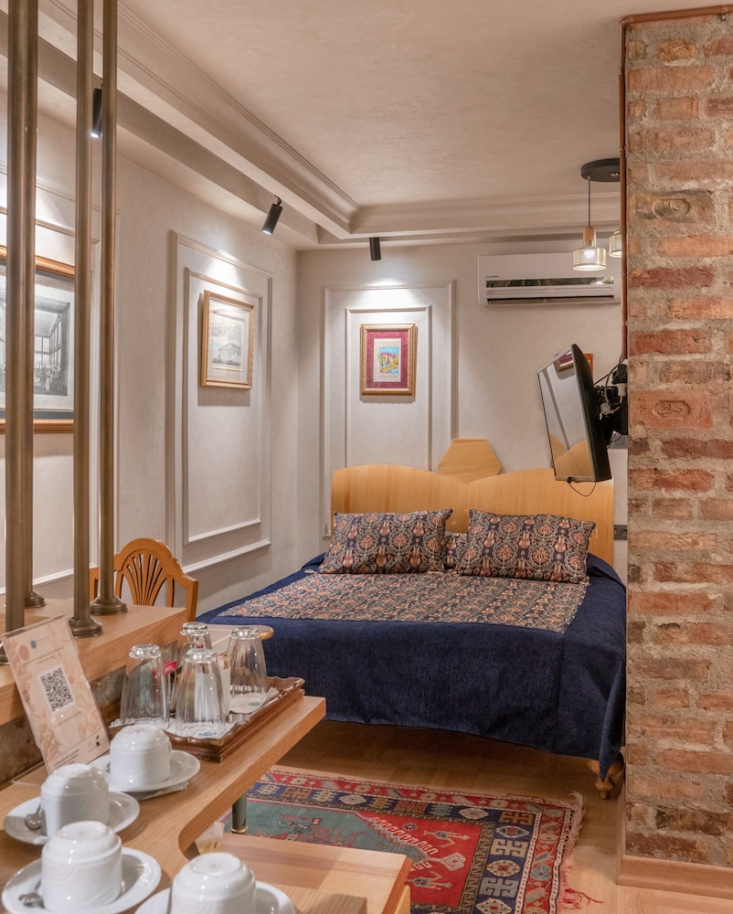 Niles Otel İstanbul - Özel Sınıf - Image 48