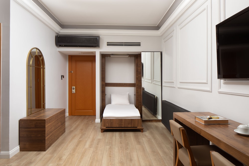 Elan Otel - Image 56