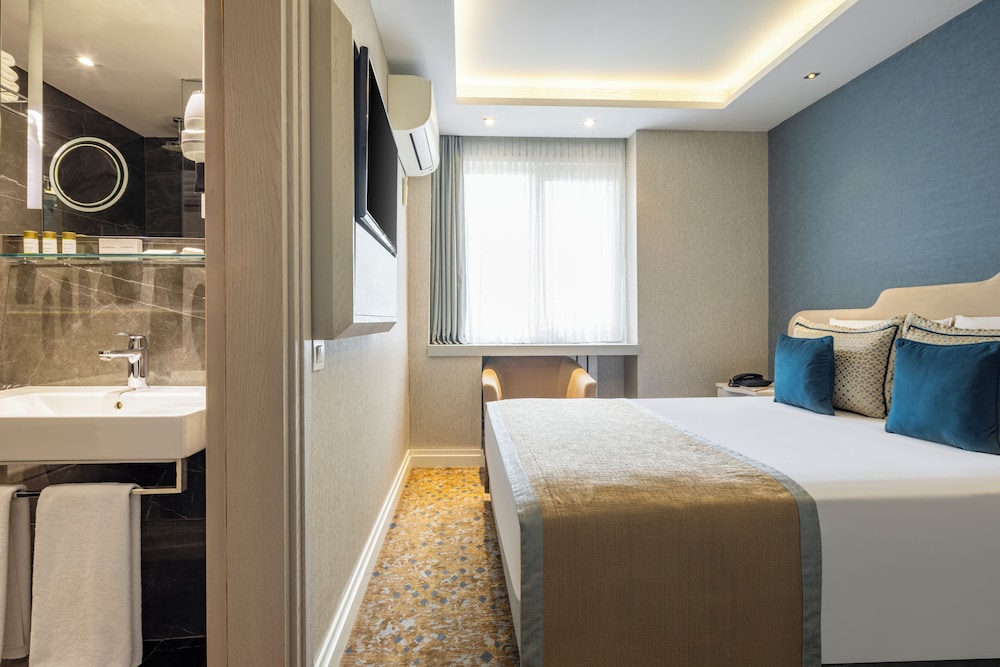 Oteli Zurich İstanbul - Image 19