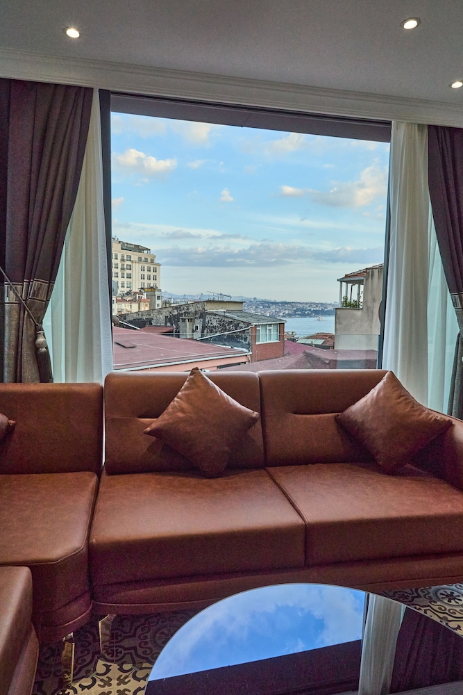 By Aydın Suit Otel - Image 11