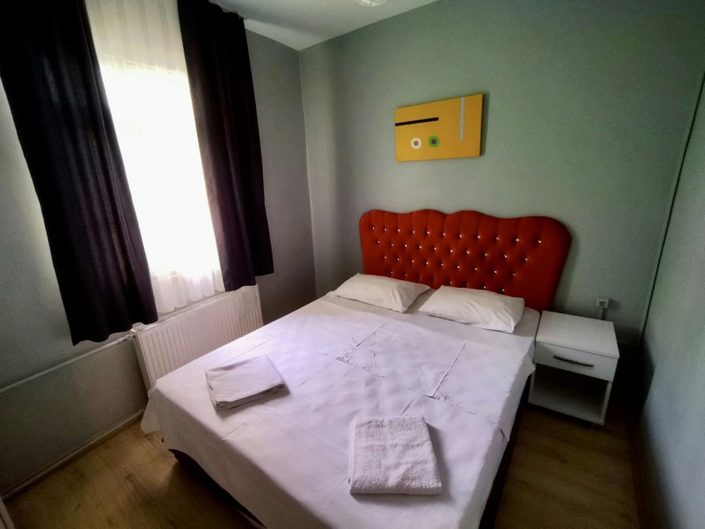 Sultan Hostel & Guesthouse - Image 11