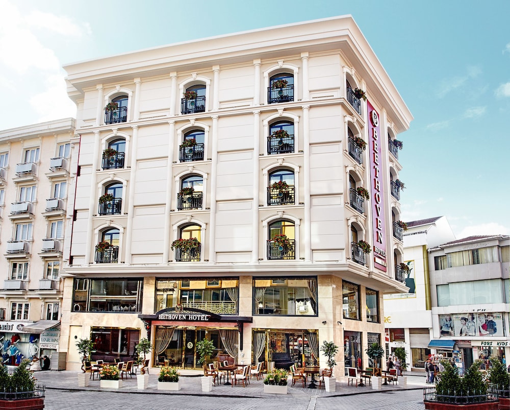 Beethoven Otel - Image 32