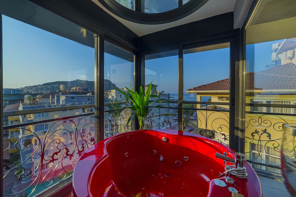 ARIA RIVA APART OTEL - Image 91