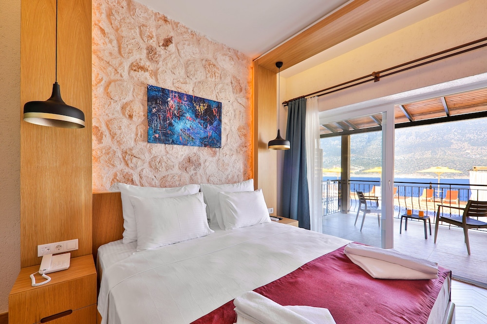 Atalante Hotel - Image 12