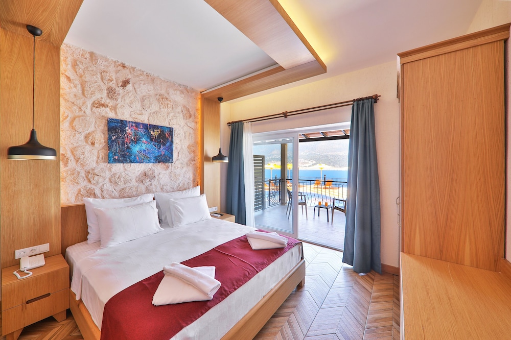 Atalante Hotel - Image 32