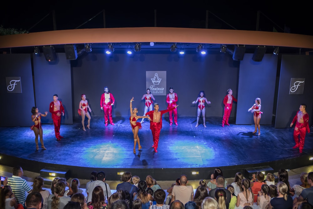 Asteria Kemer Tatil Köyü - Image 8