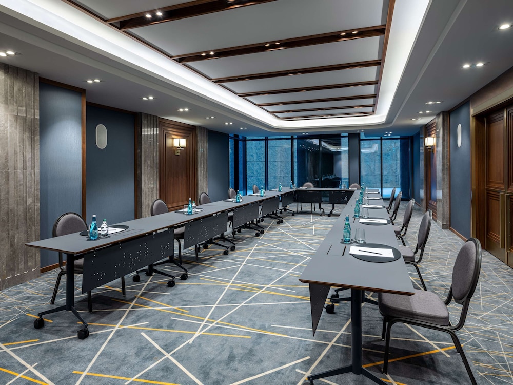 Sofitel İstanbul Taksim - Image 100