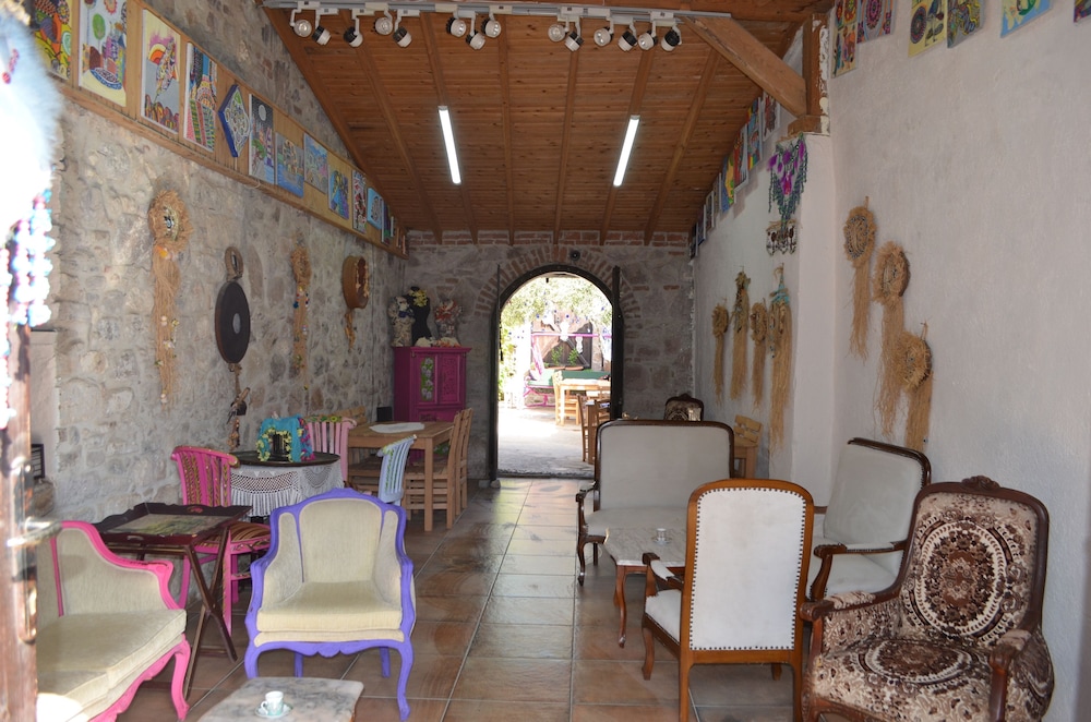 Nezisin Konağı - Image 12