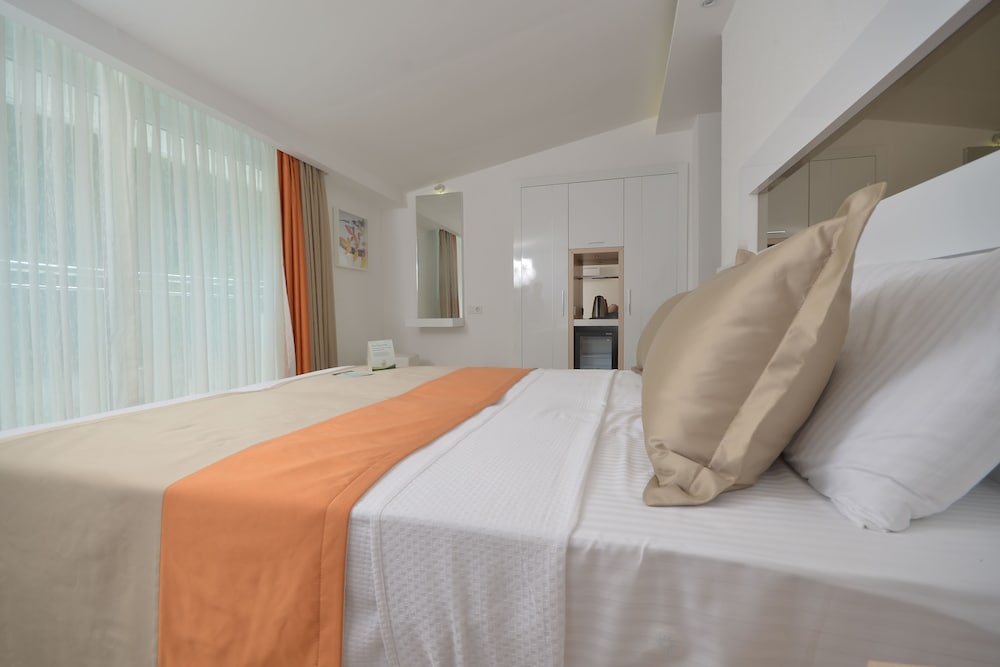 Doc's Hotel Kemer - Image 23