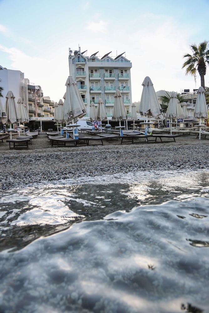 B&B Yüzbaşı Beach Otel - Image 34