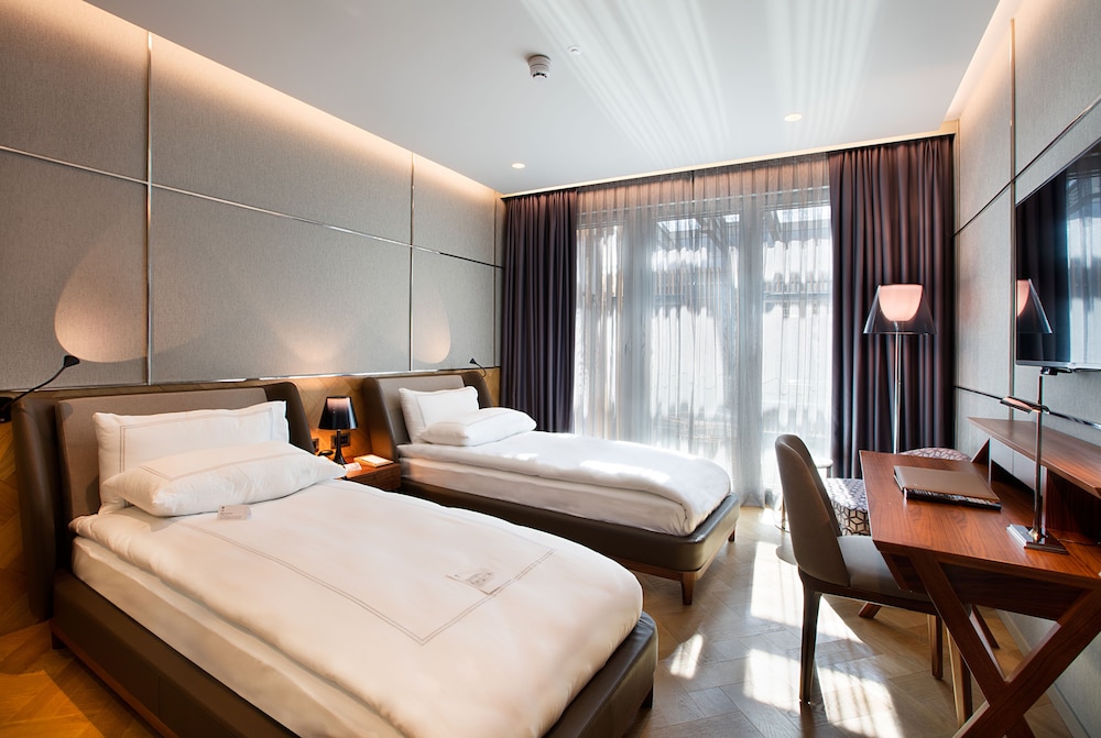 Fer Otel - Image 16