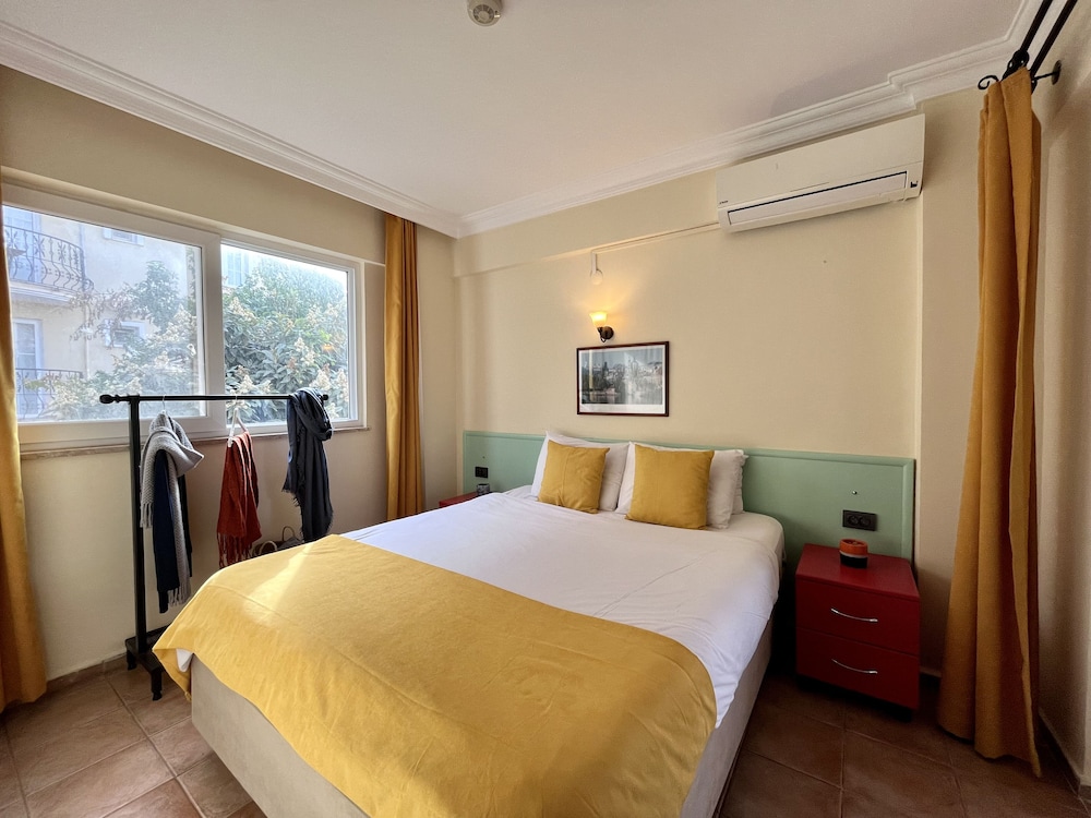 Ten Apart Hotel - Image 26