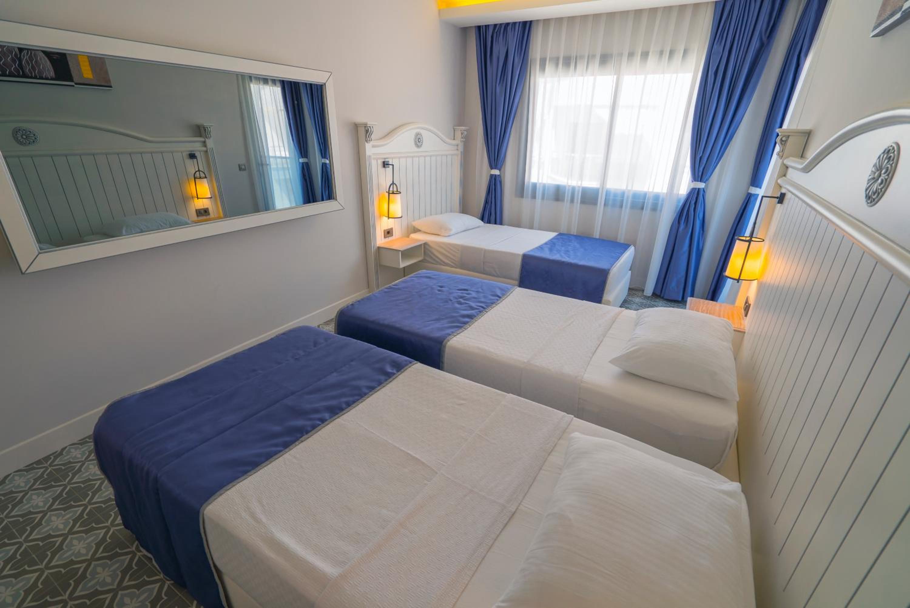 Marmaris Beach Hotel - Image 57