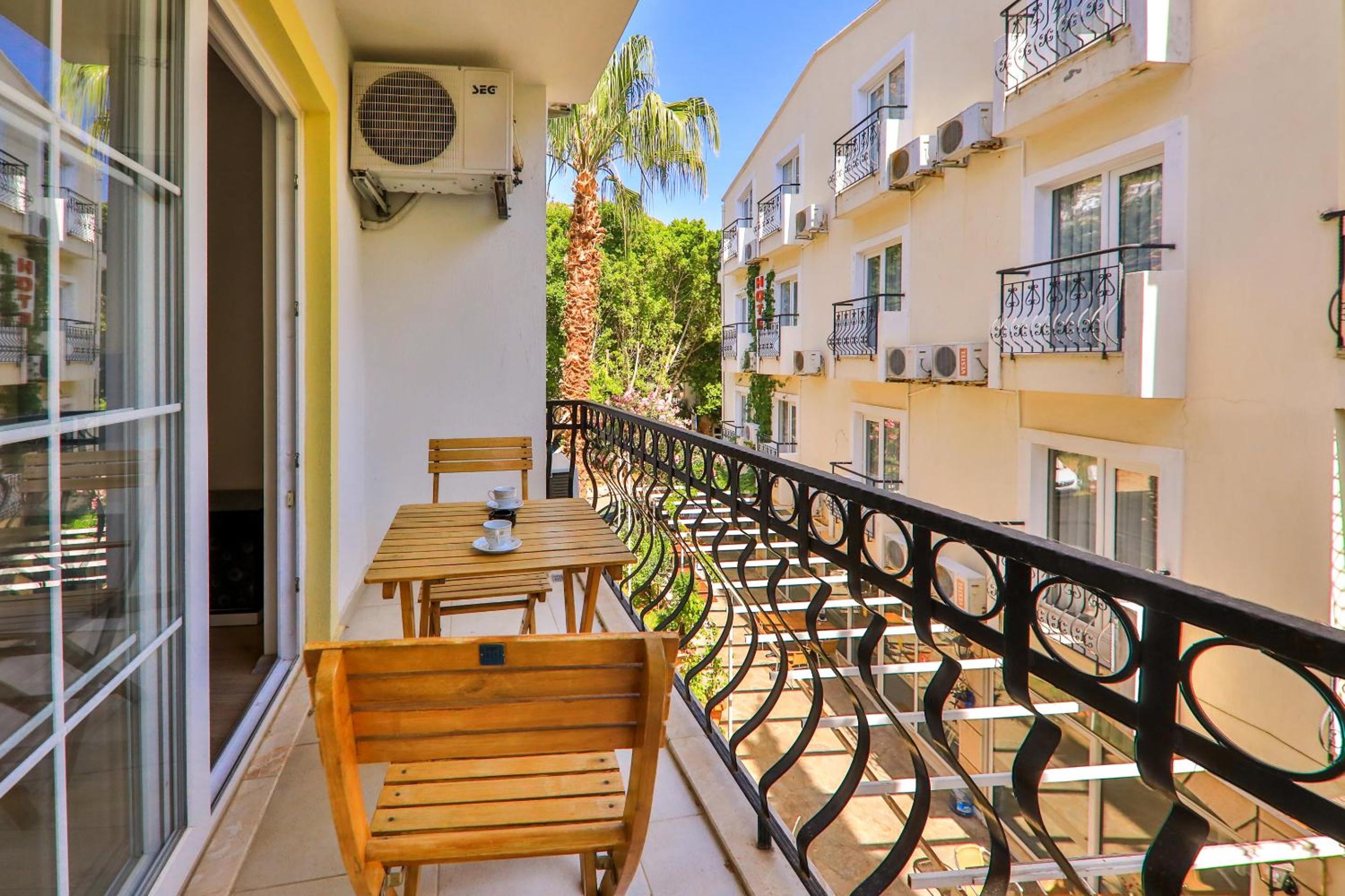 Bossa Nova Apart - Image 127