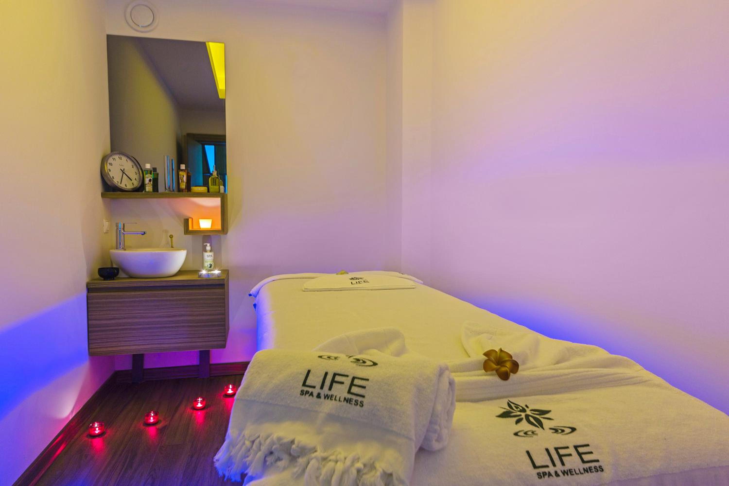 Poseidon Hotel - Adult Only - Image 47