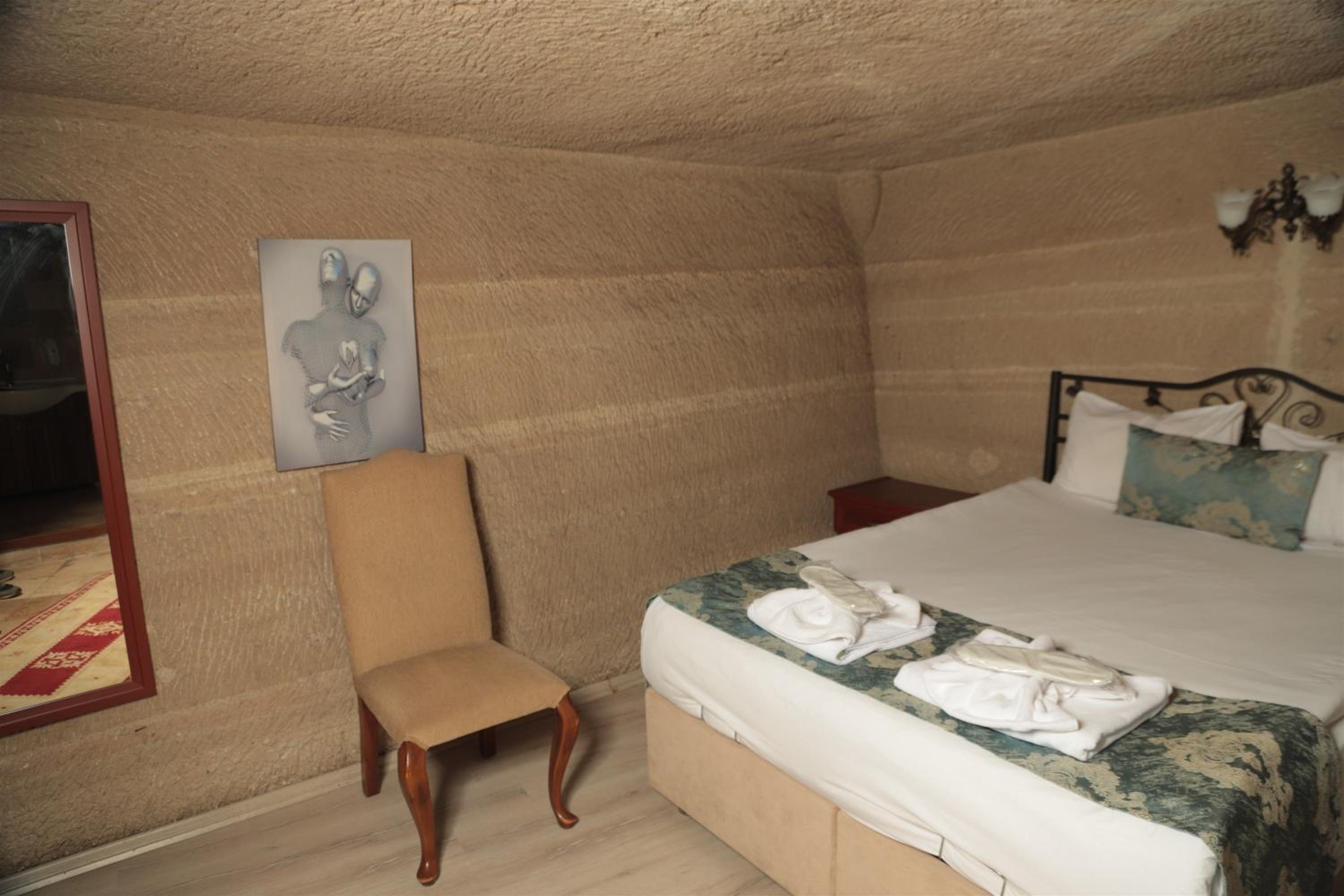 Guven Cave Hotel - Image 32