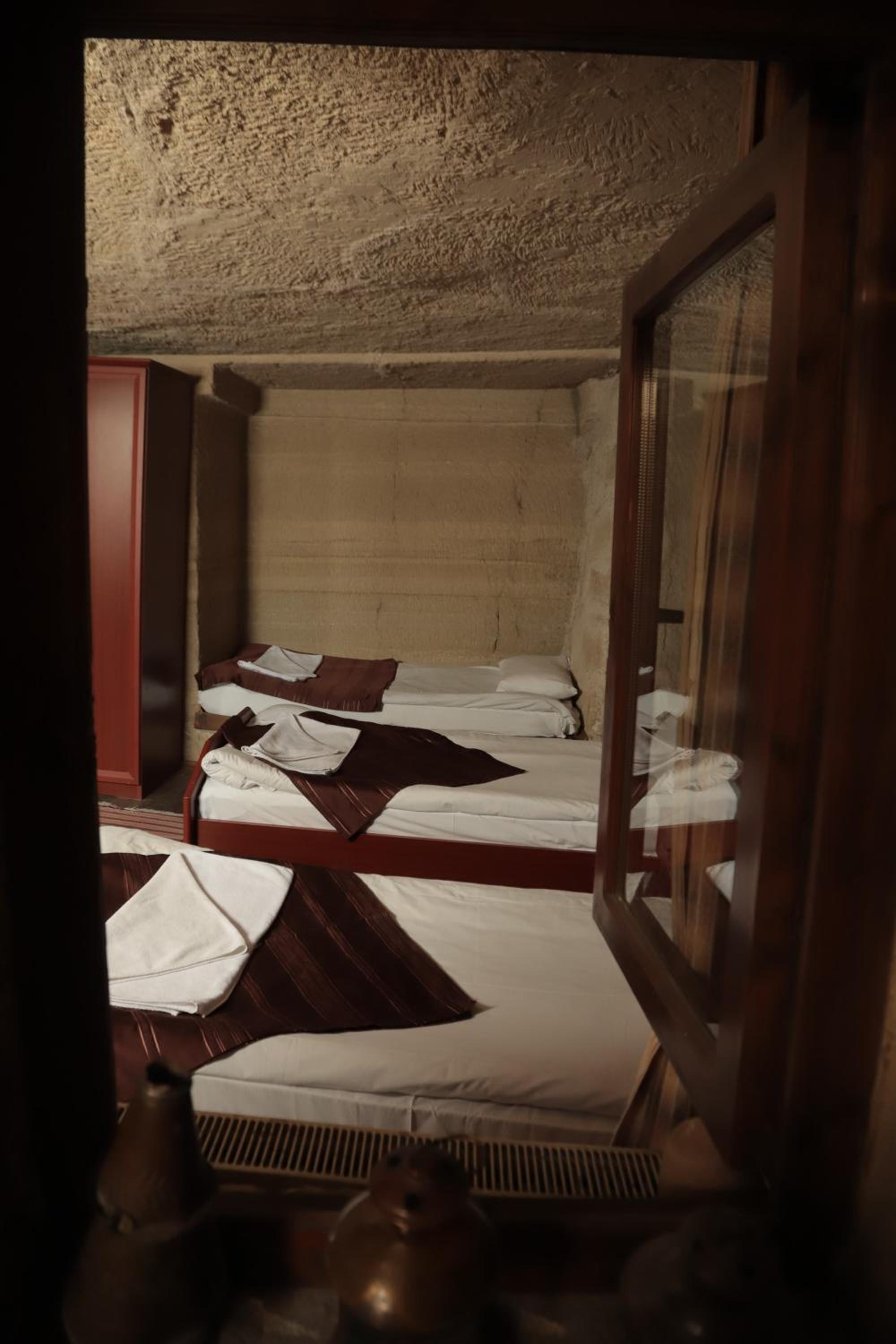 Guven Cave Hotel - Image 11