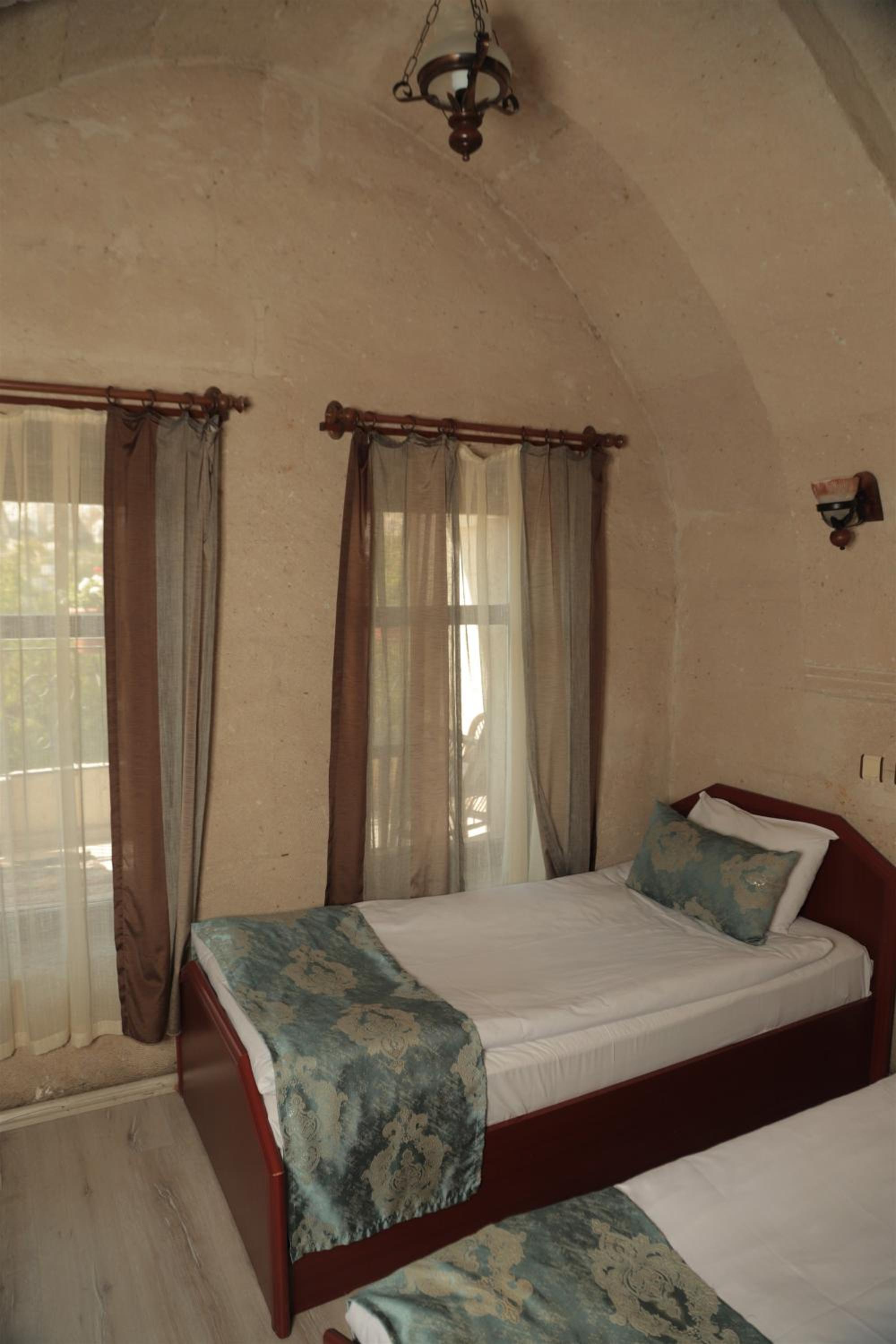 Guven Cave Hotel - Image 21