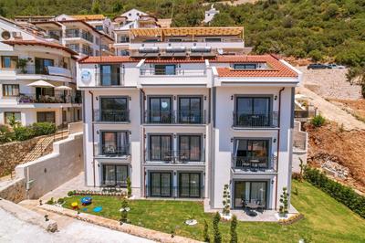 Lobelya Suites - Image 74