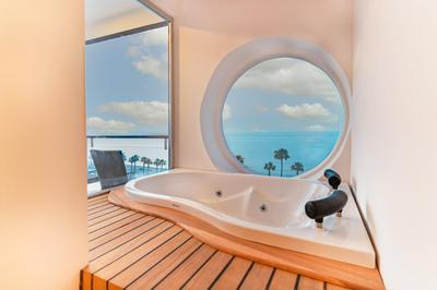PEARLY HOTEL - Image 14
