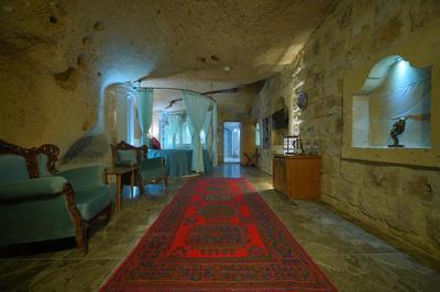 Holiday Cave Hotel - Image 278